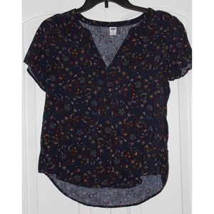 Blue & multicolor paisley top!